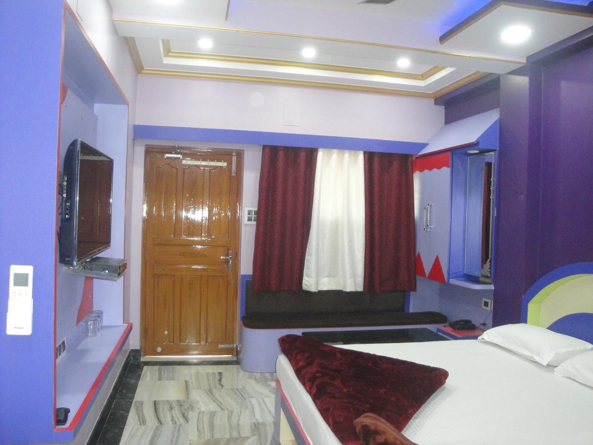 Balaji Palace Varanasi Bagian luar foto